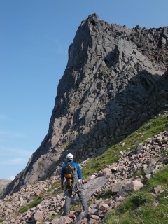 Looking up at Shelter Stone with Dunc