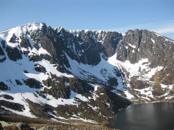 Lochnagar (Photo : Di Gilbert) Lochnagar (Photo : Di Gilbert)