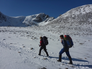 Winter climbing with Dundonnell Mountain Rescue Team